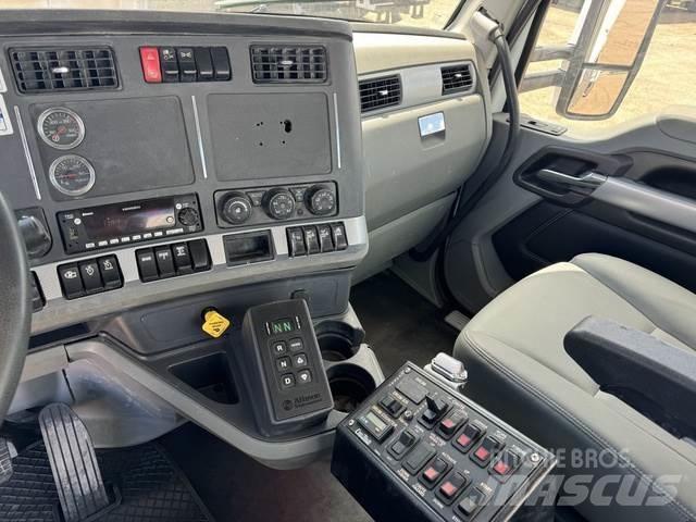 Kenworth T880 Övriga bilar