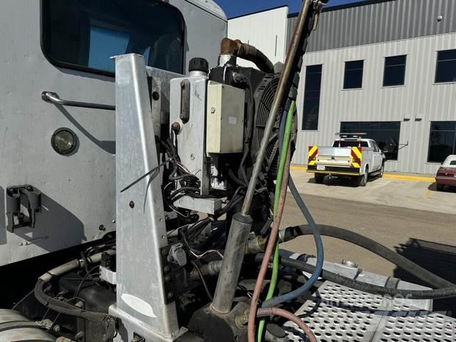 Kenworth T880 Övriga bilar