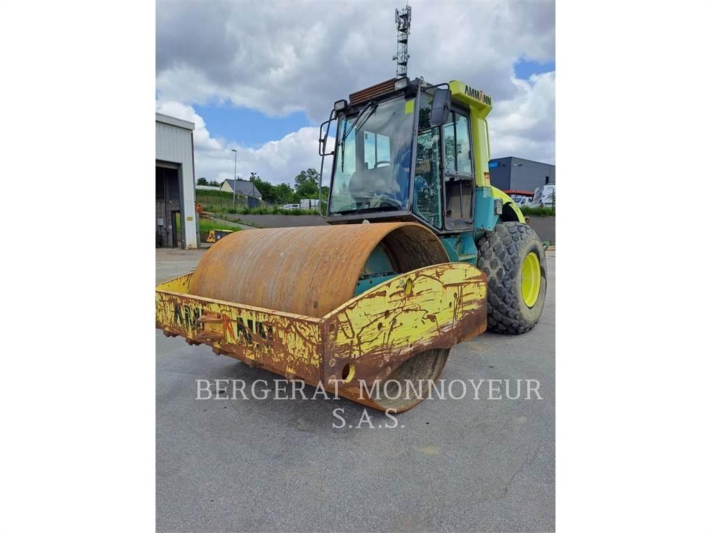 Ammann ASC130D Jordkompaktorer