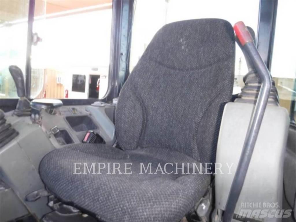 Bobcat E35I Bandgrävare