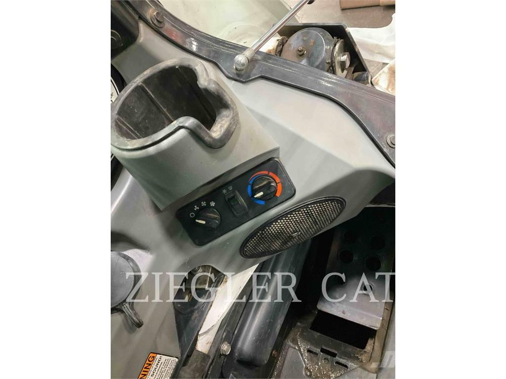 Bobcat T870 Bandlastare