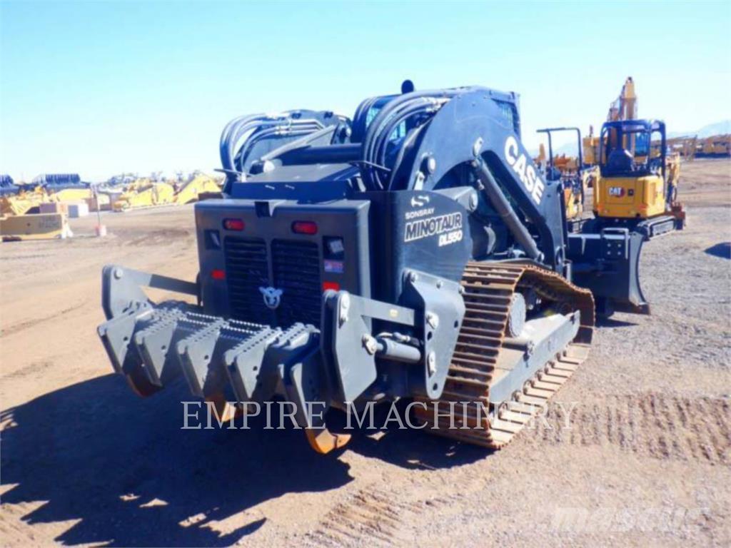 CASE DL550 Kompaktlastare