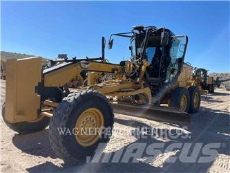 CAT 120 Väghyvlar