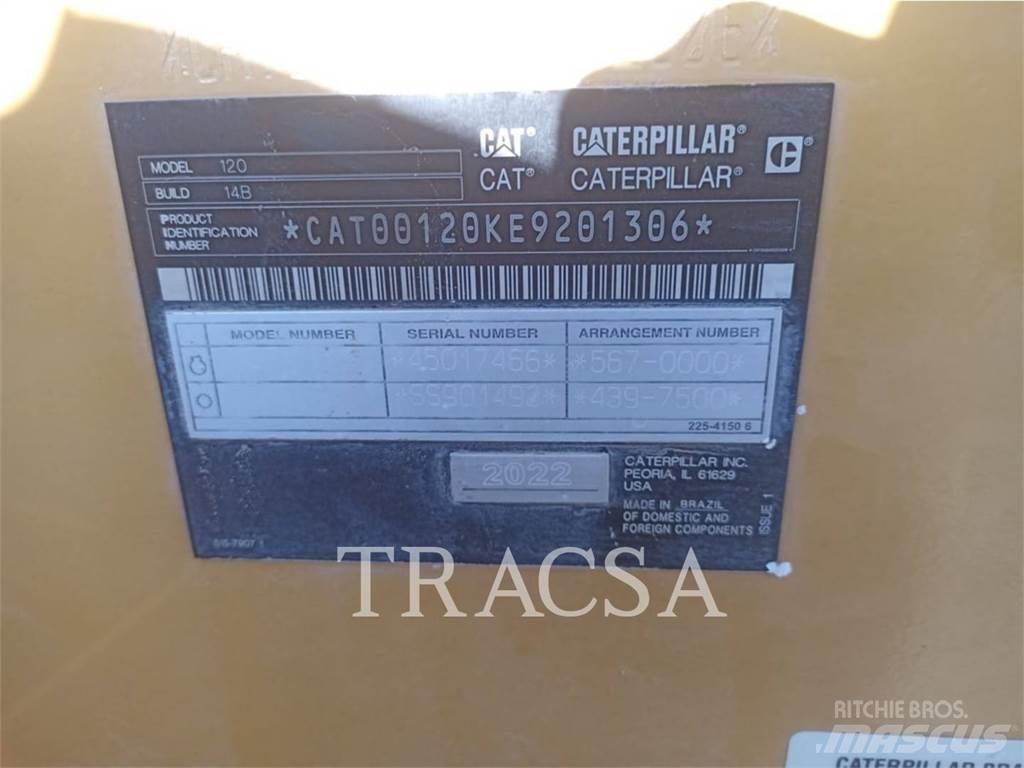 CAT 120 Väghyvlar