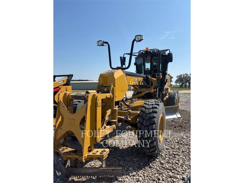 CAT 120-14AWJ Väghyvlar
