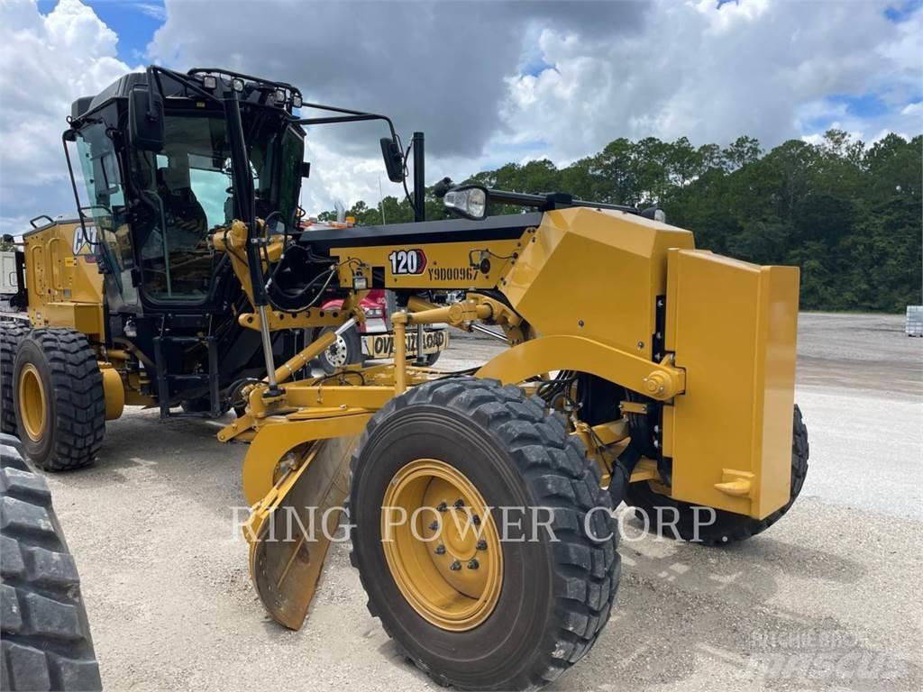 CAT 120 AWD CS Väghyvlar
