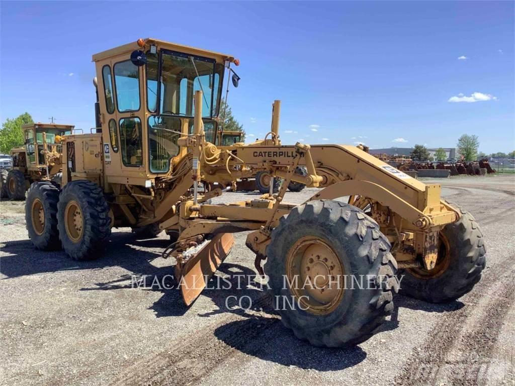 CAT 120 G Väghyvlar
