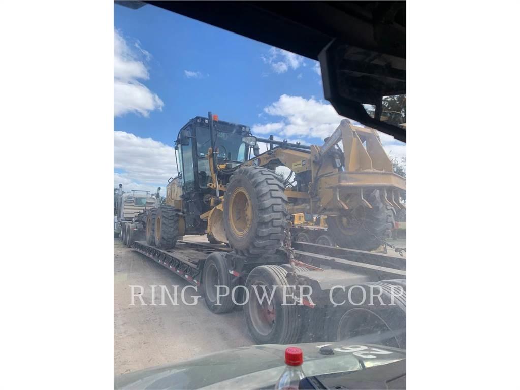 CAT 120 LVR Väghyvlar