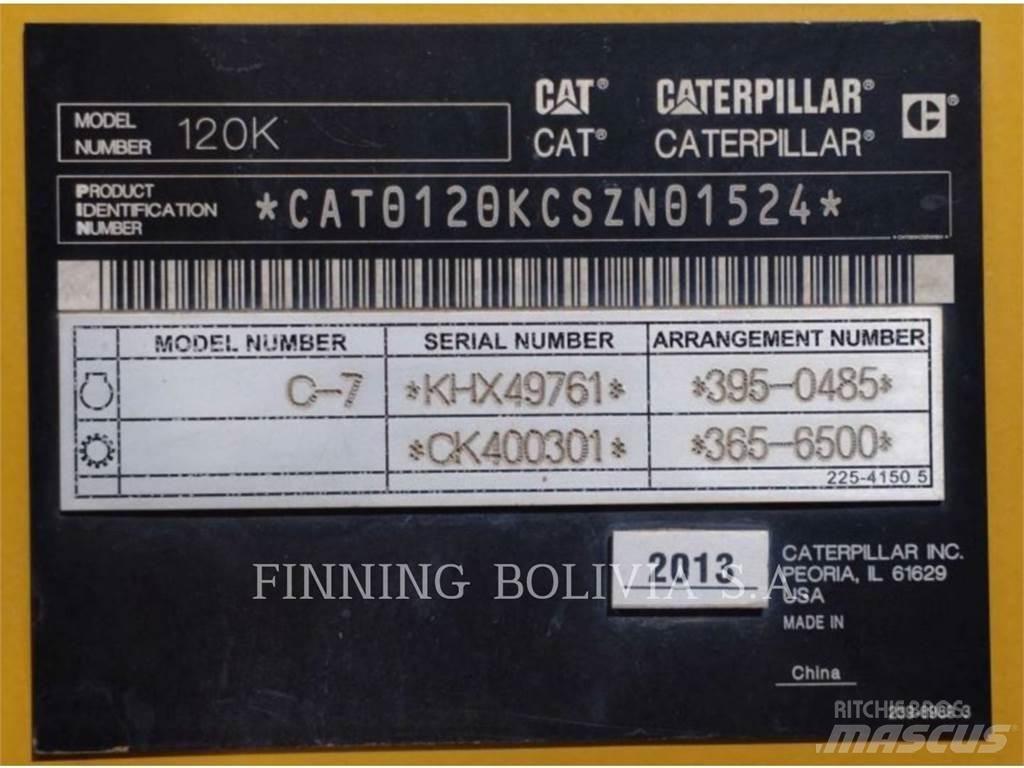 CAT 120K Väghyvlar