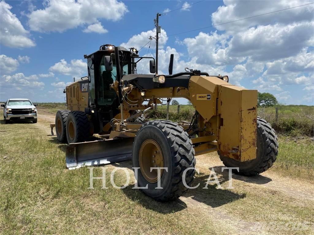 CAT 120M2 Väghyvlar
