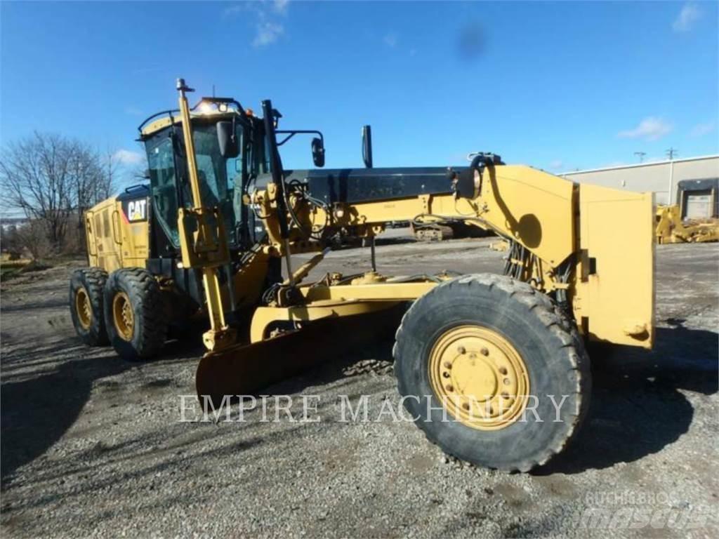 CAT 120M2 AWD Väghyvlar