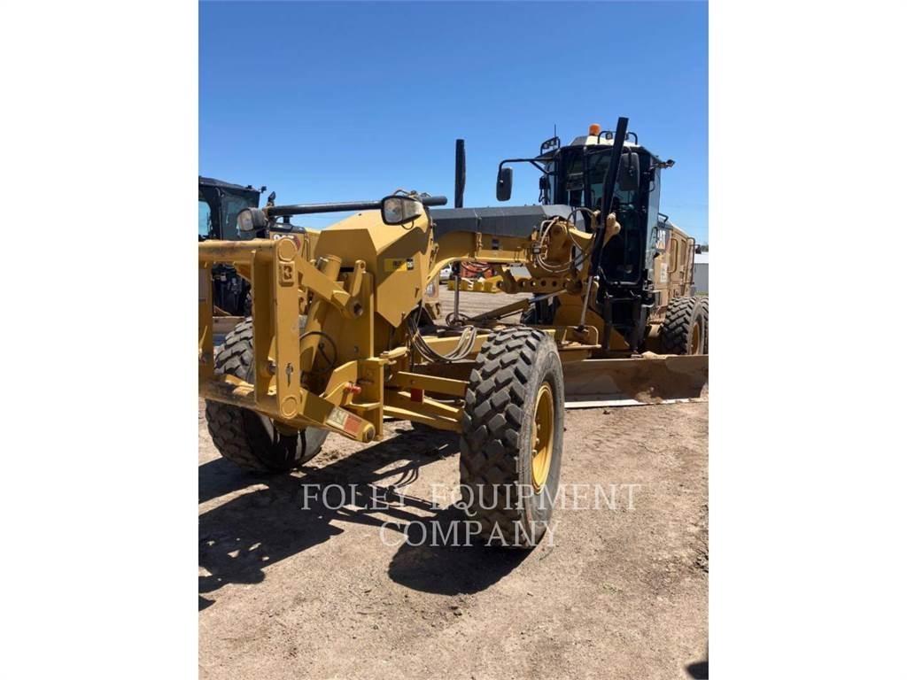 CAT 12M2 Väghyvlar
