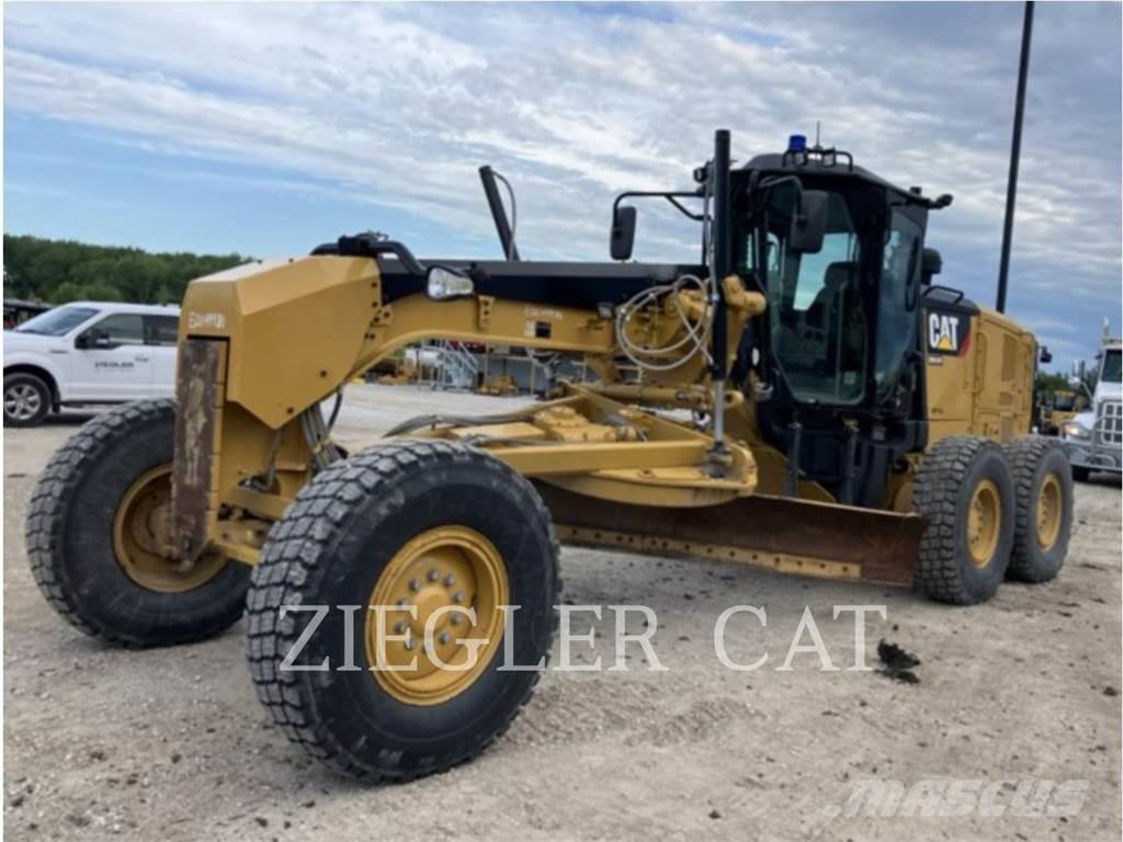 CAT 12M2 Väghyvlar
