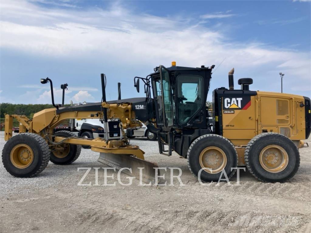CAT 12M2 Väghyvlar
