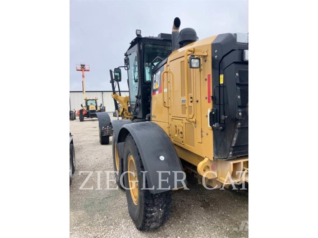 CAT 12M2AWD Väghyvlar
