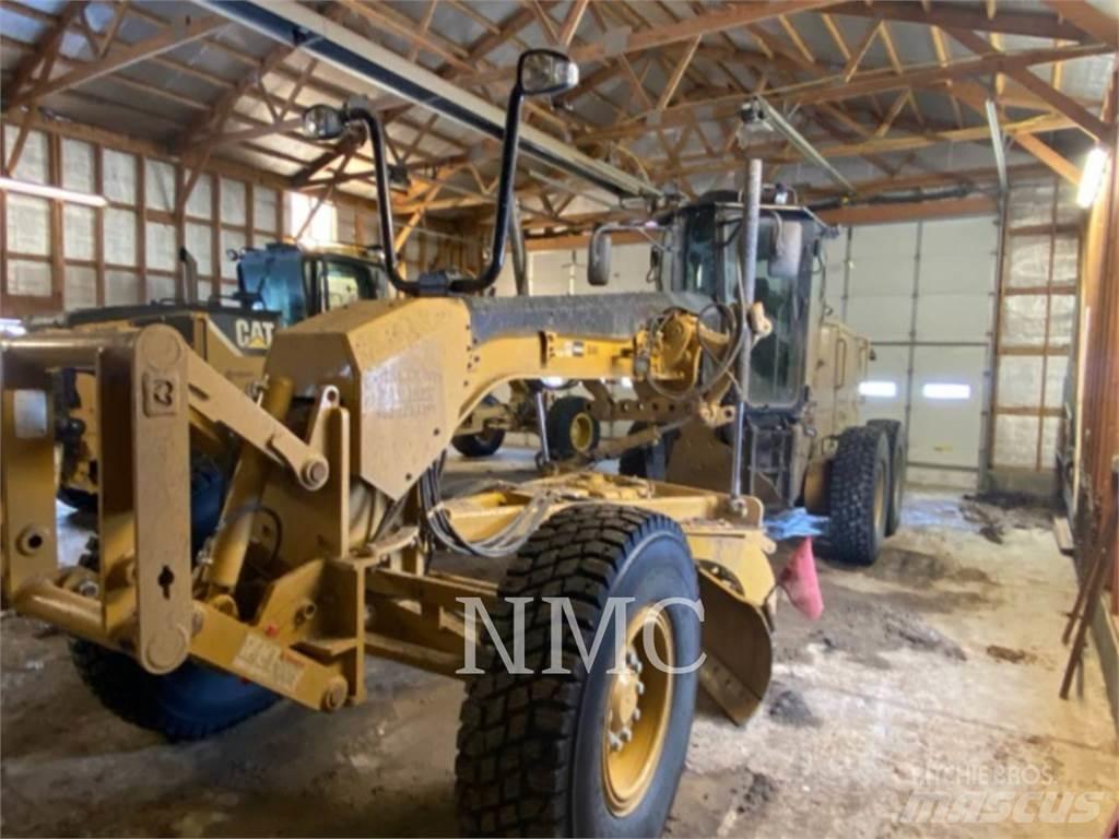 CAT 12M3 Väghyvlar