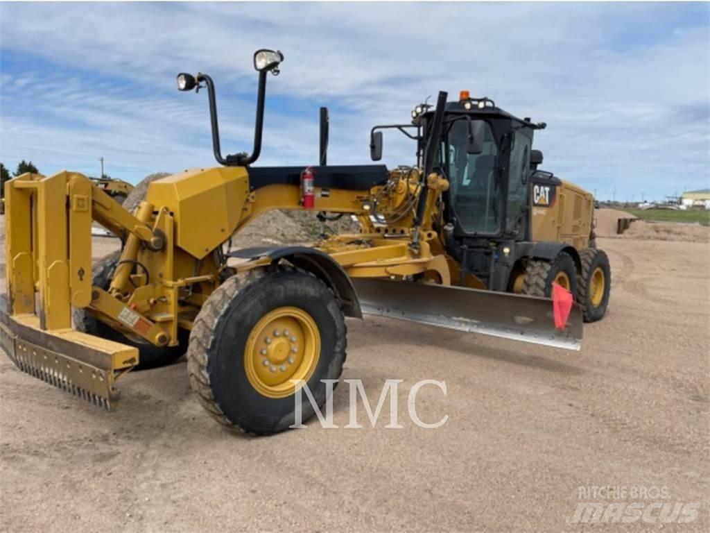 CAT 12M3 Väghyvlar