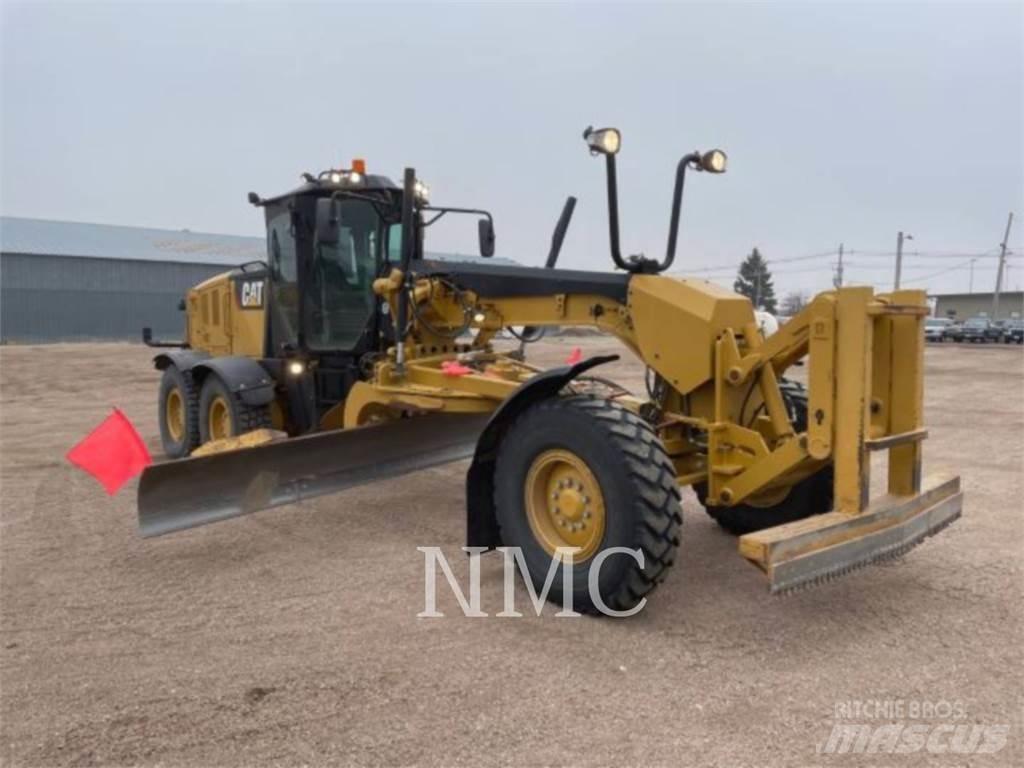 CAT 12M3 Väghyvlar