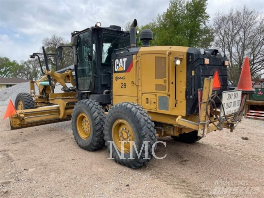 CAT 12M3AWD Väghyvlar
