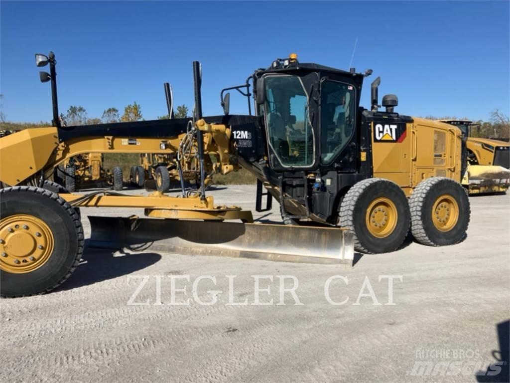 CAT 12M3AWD Väghyvlar