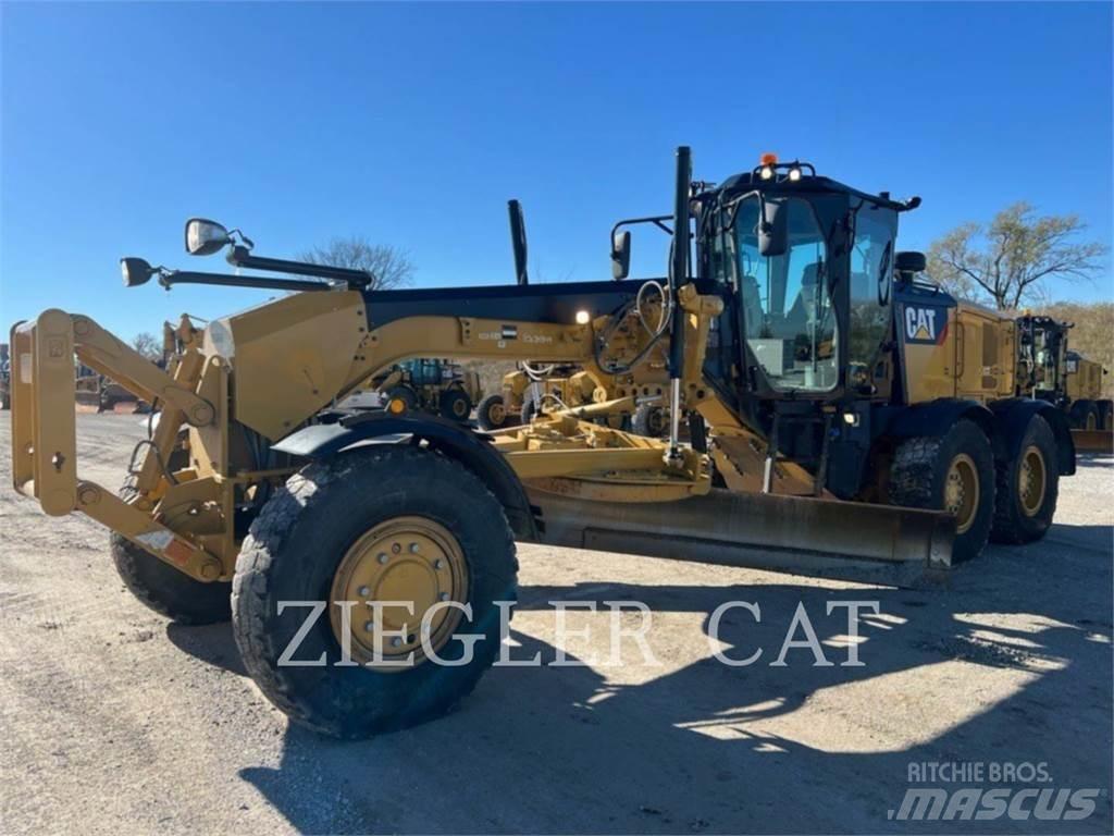 CAT 12M3AWD Väghyvlar