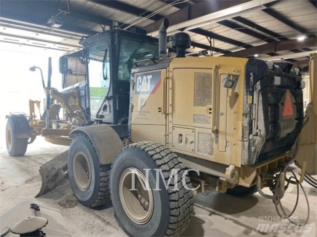CAT 12M3AWD Väghyvlar