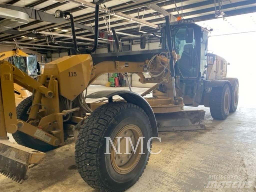 CAT 12M3AWD Väghyvlar