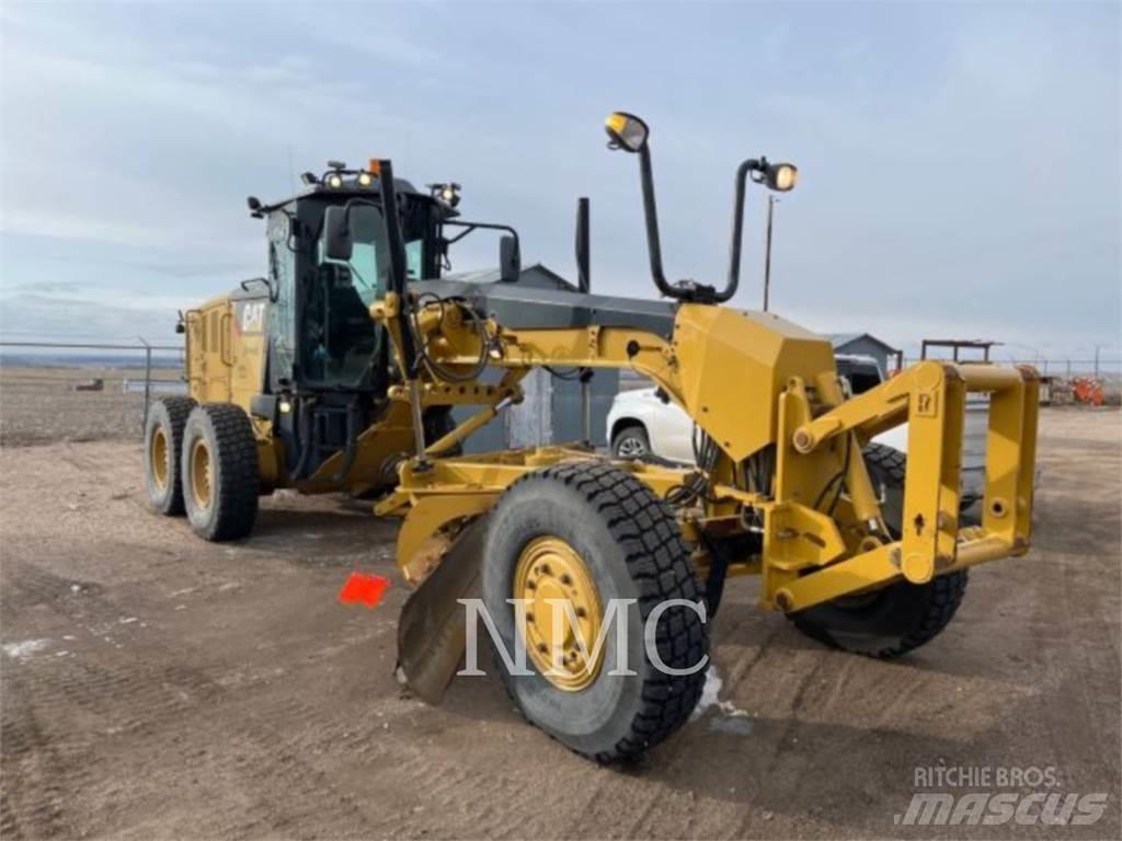 CAT 12M3AWD Väghyvlar