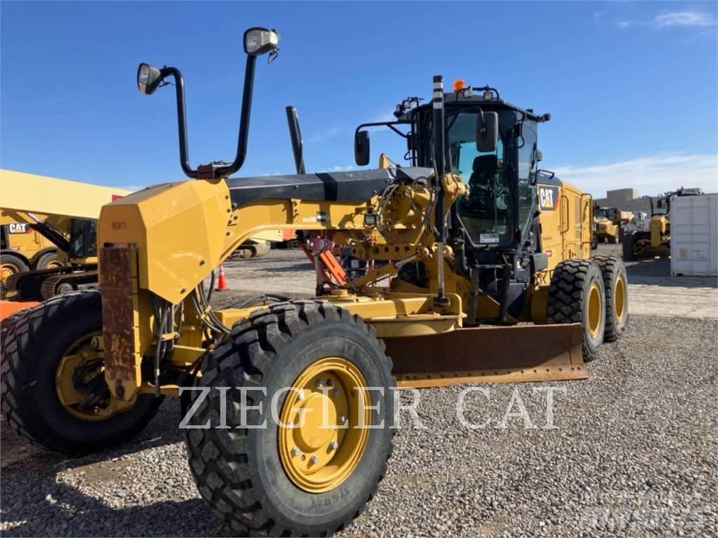 CAT 12M3AWD Väghyvlar