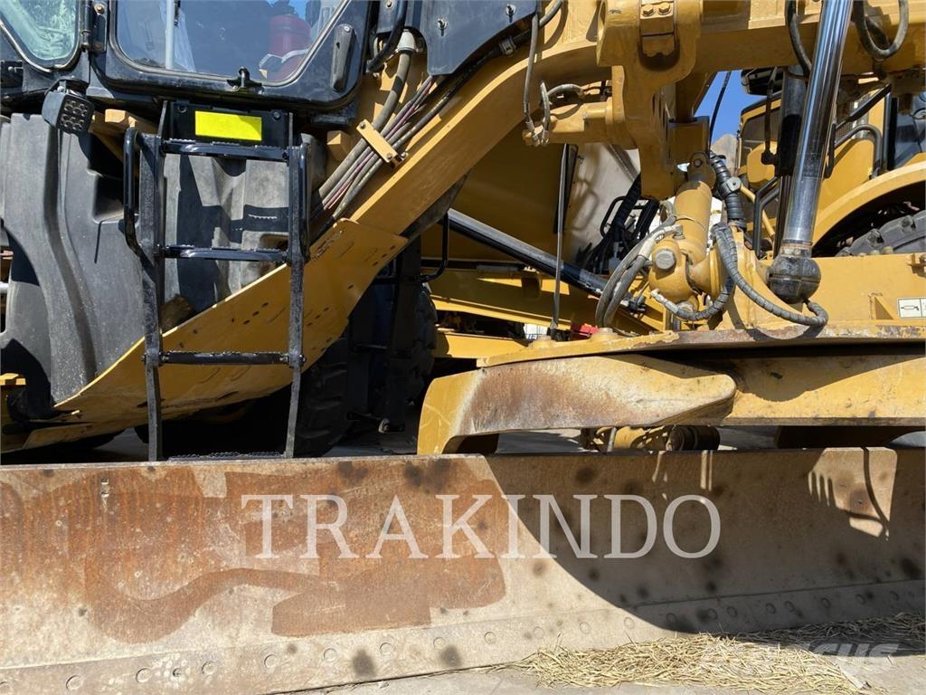 CAT 14-15 Väghyvlar