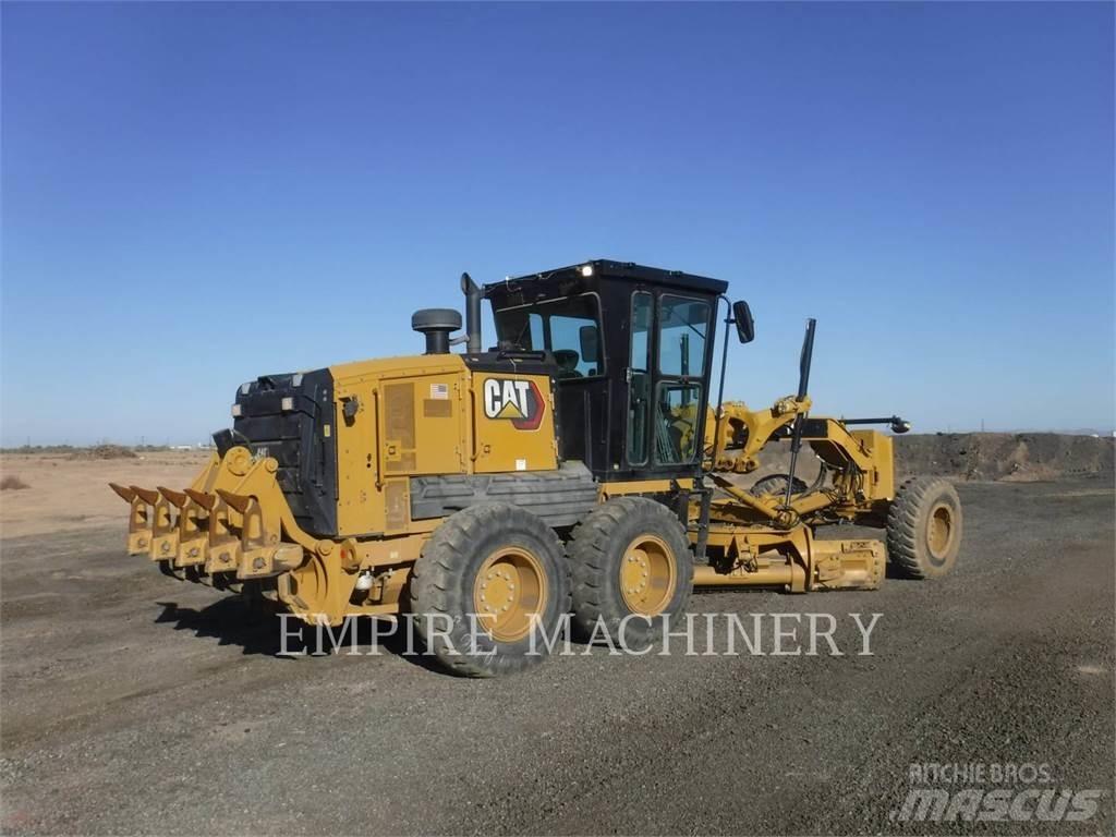 CAT 140-13 Väghyvlar