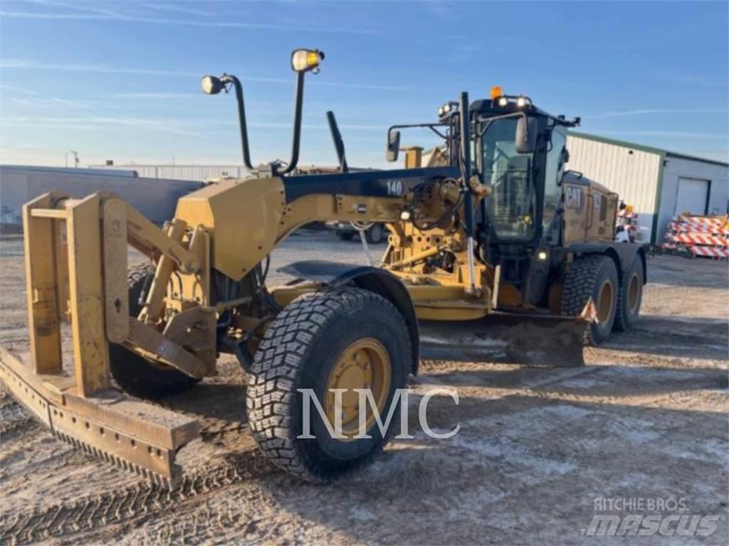 CAT 140-15AWD Väghyvlar