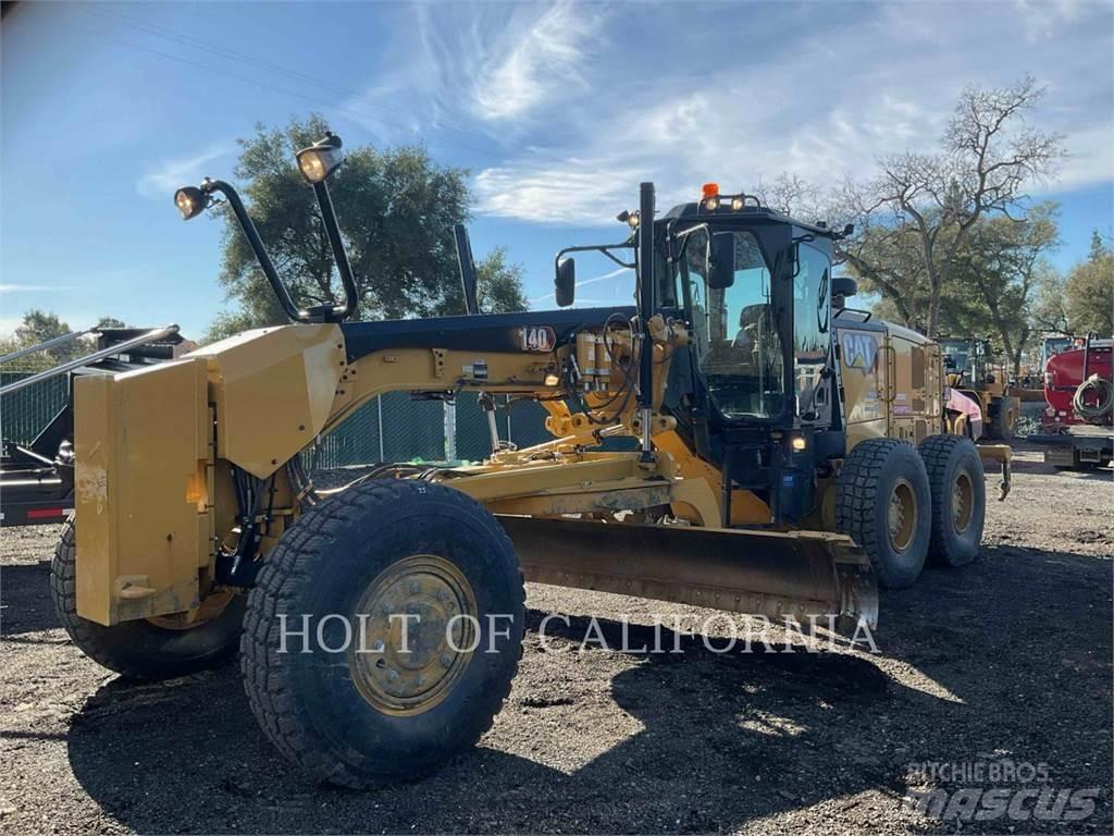 CAT 140 AWD Väghyvlar
