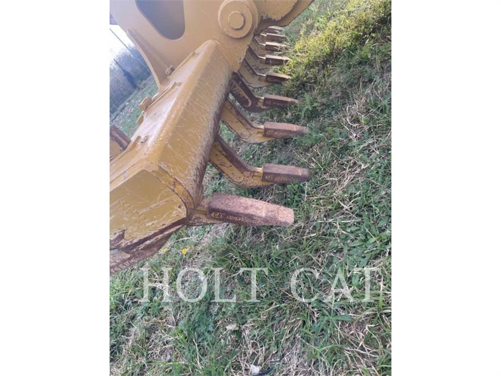 CAT 140 AWD Väghyvlar