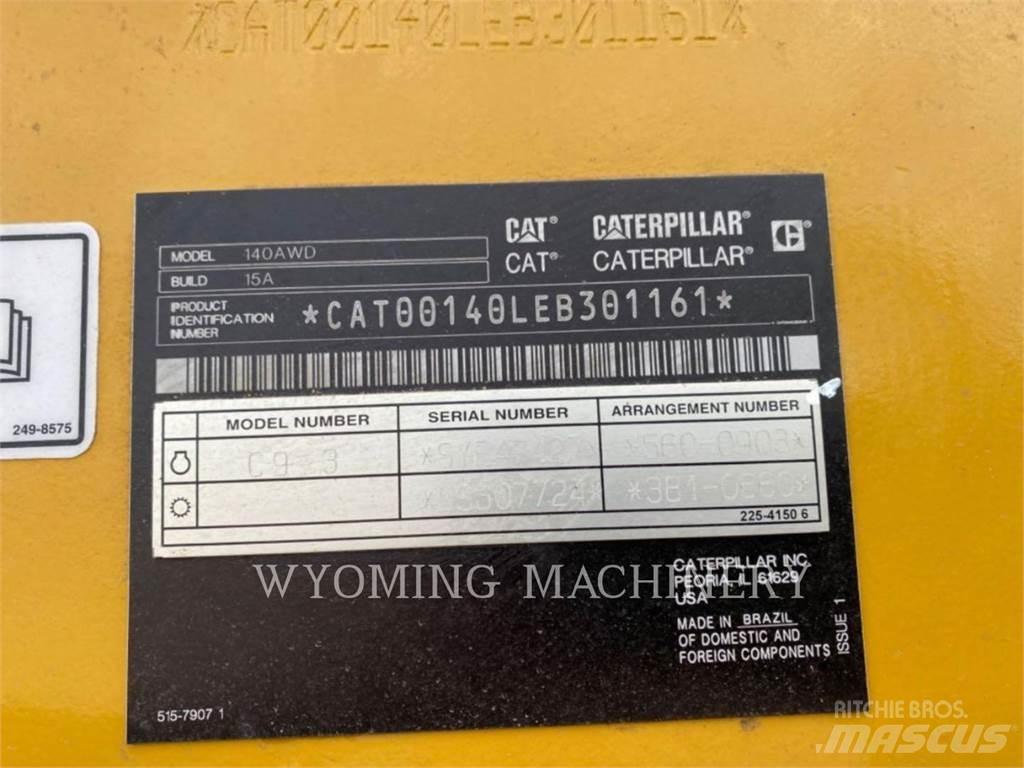 CAT 140 AWD Väghyvlar
