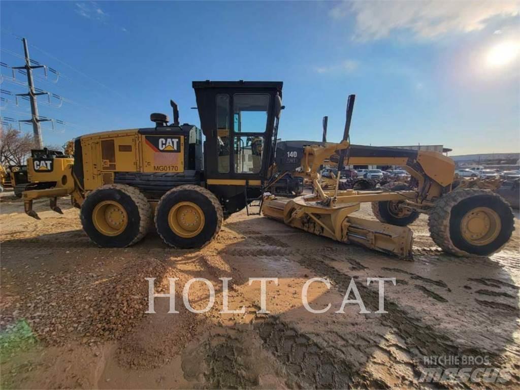 CAT 140 AWD Väghyvlar