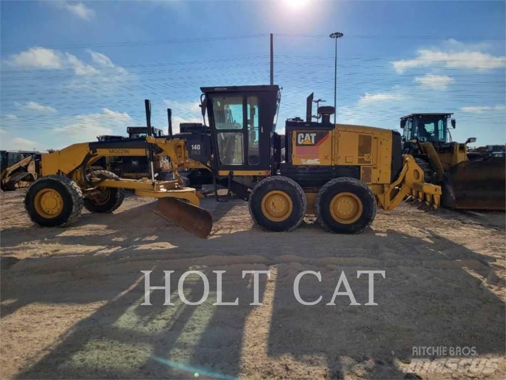 CAT 140 AWD Väghyvlar