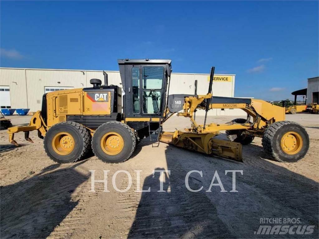 CAT 140 AWD Väghyvlar