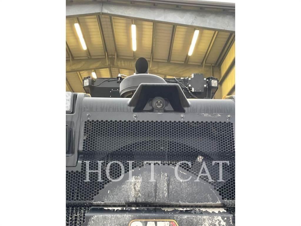 CAT 140 AWD Väghyvlar