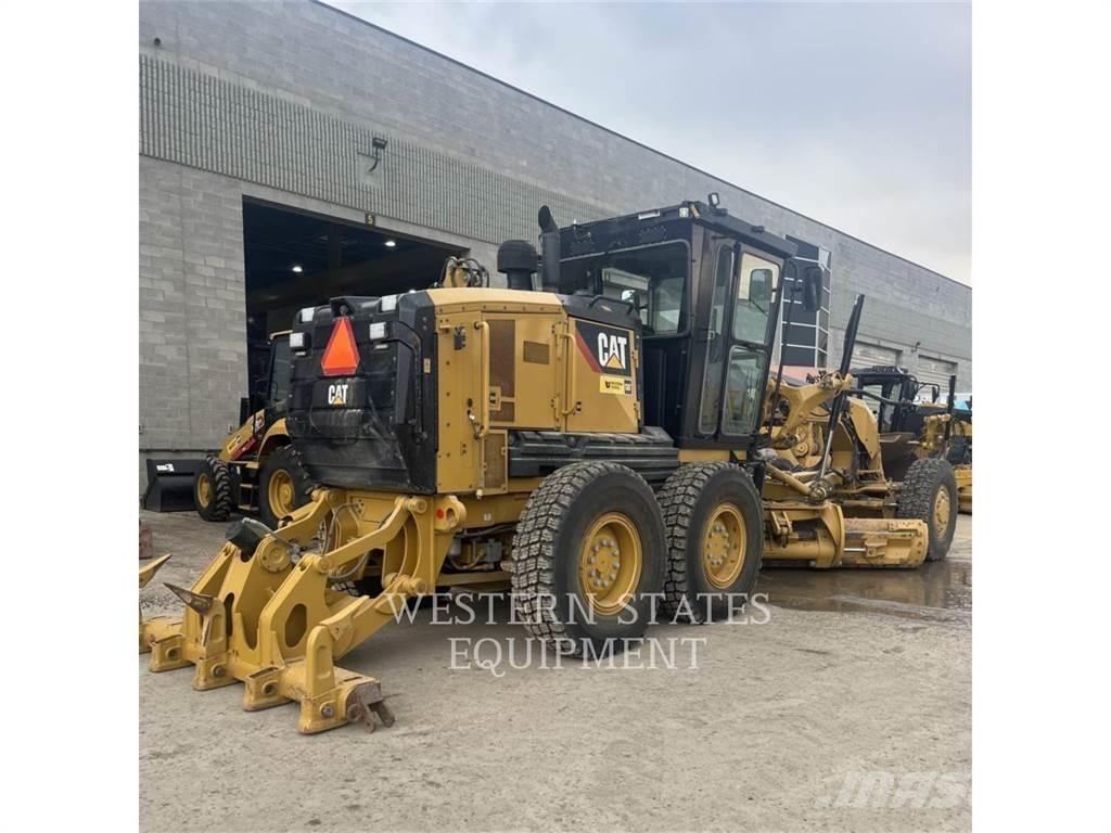 CAT 140 AWD Väghyvlar