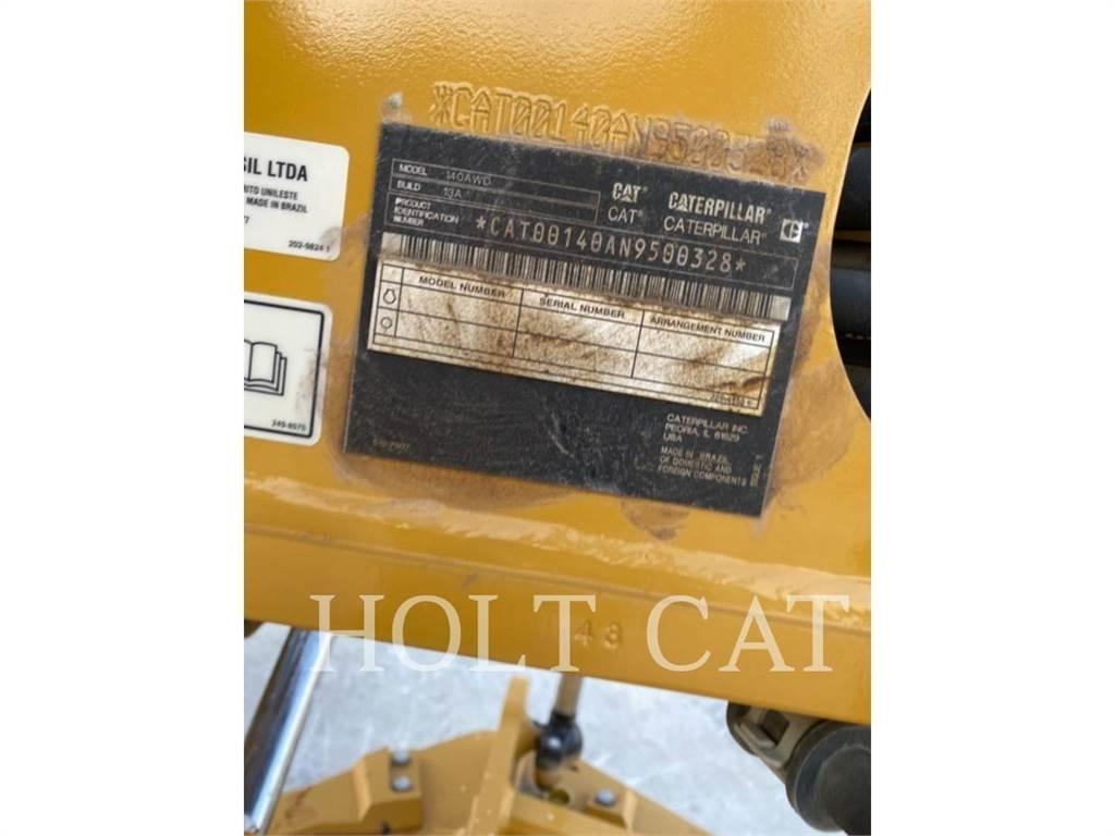CAT 140 AWD Väghyvlar