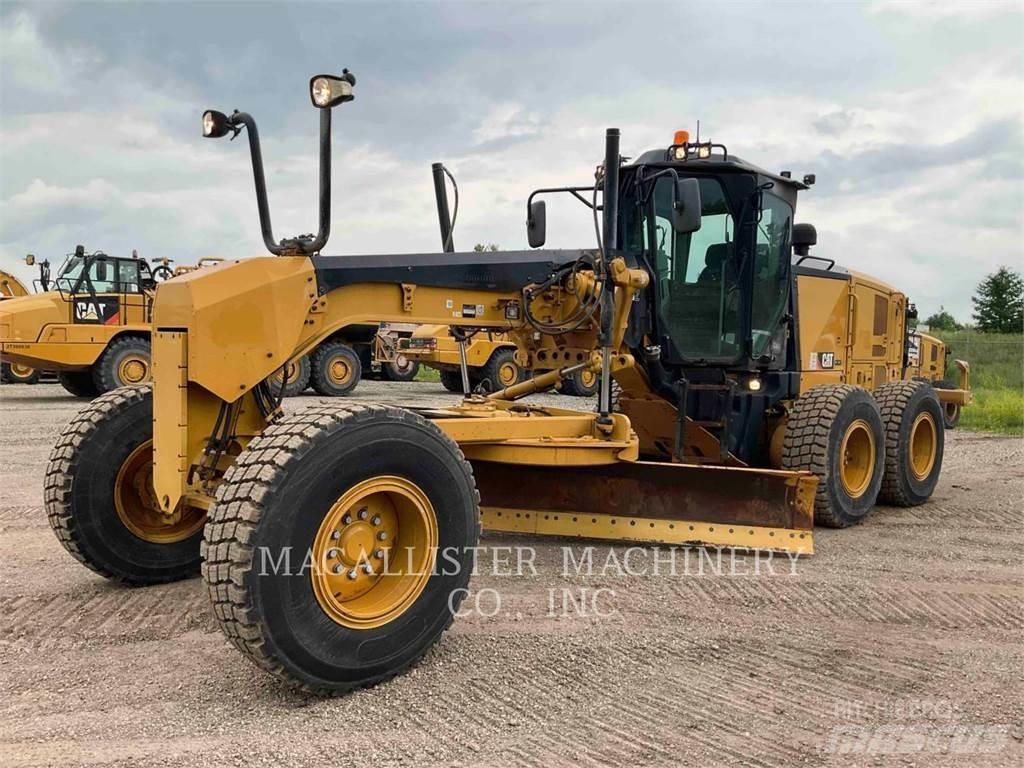 CAT 140 M2 Väghyvlar