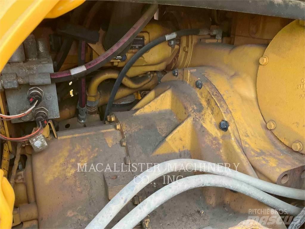 CAT 140 M2 Väghyvlar