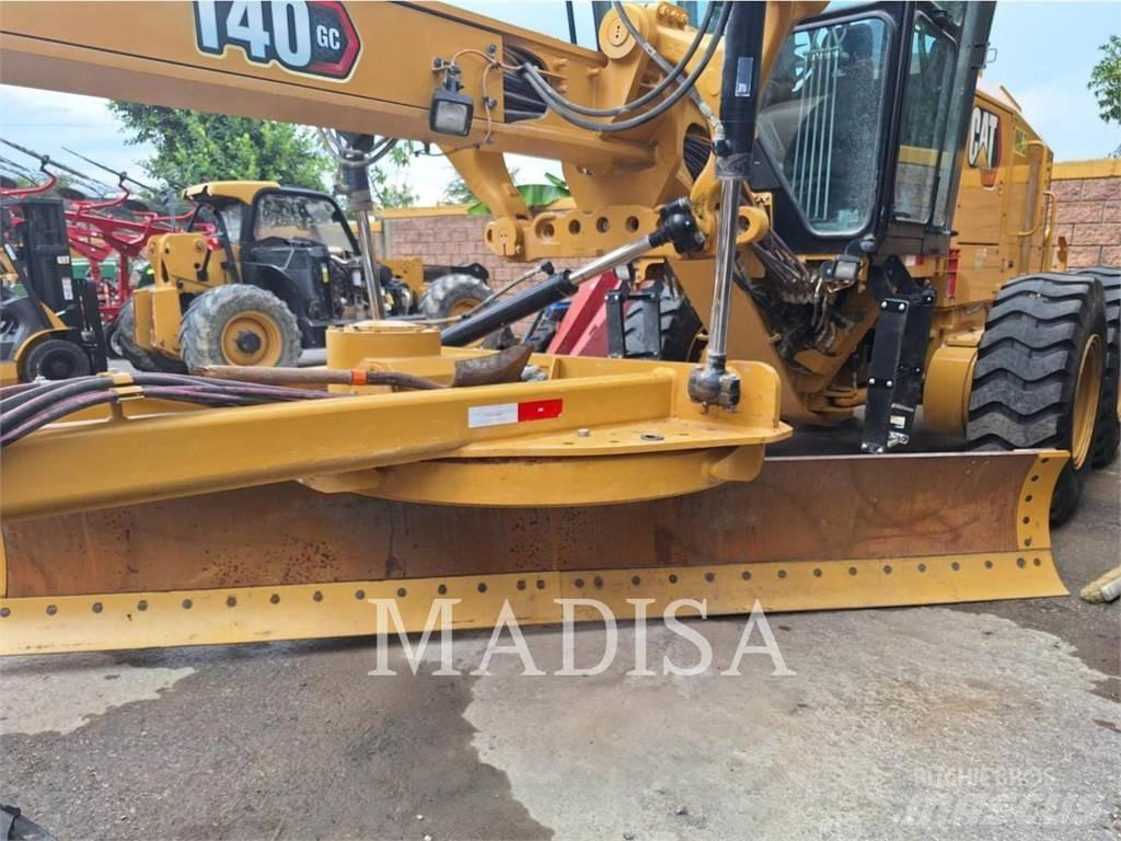 CAT 140GC Väghyvlar