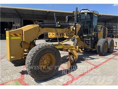 CAT 140M Väghyvlar