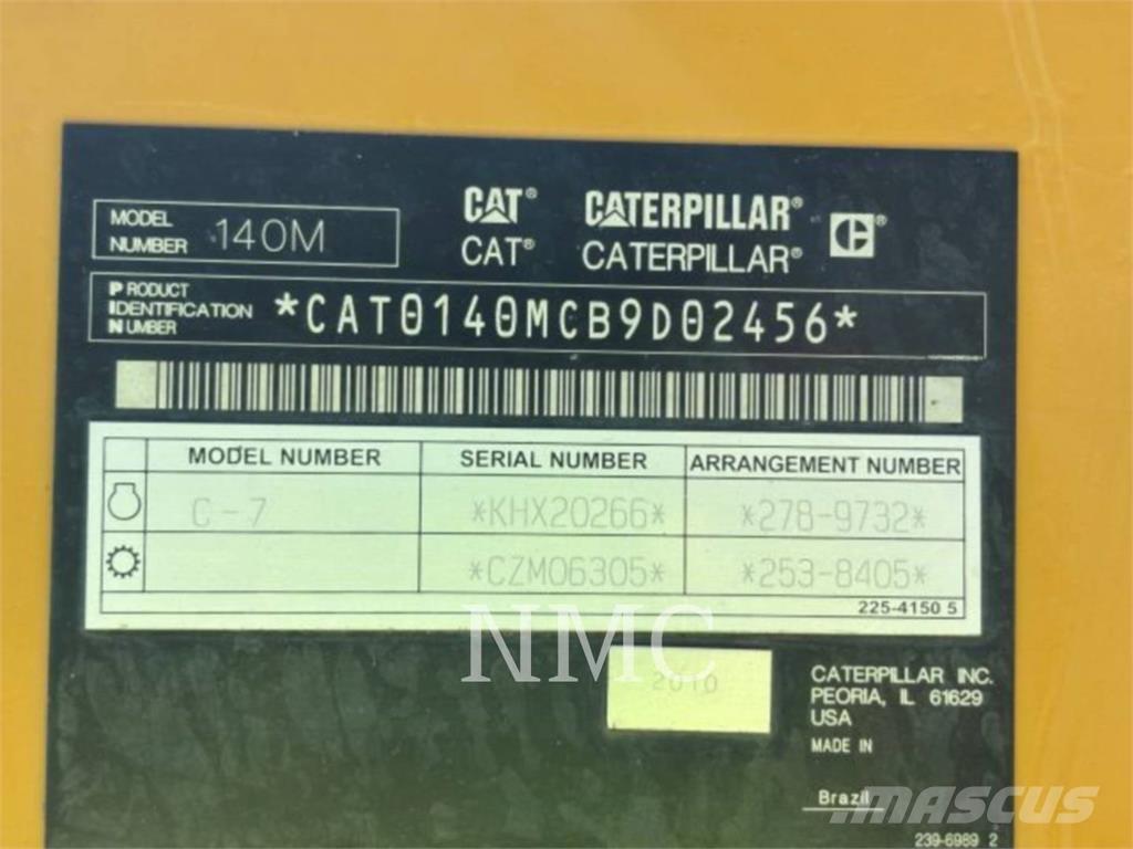 CAT 140M Väghyvlar