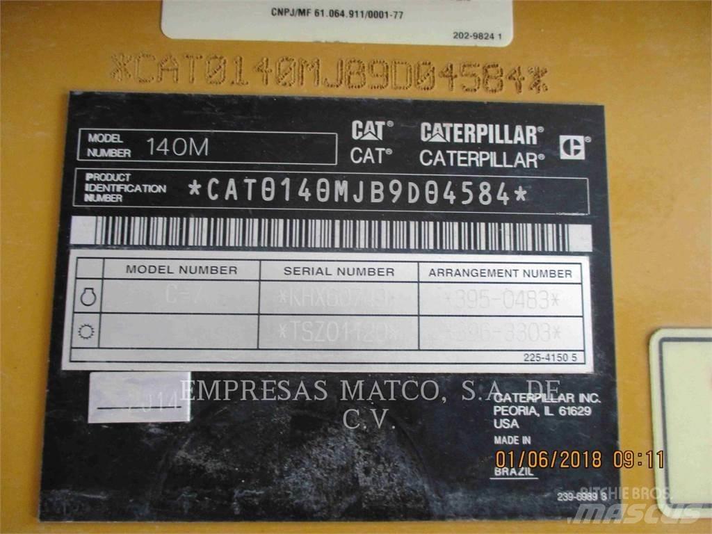 CAT 140M Väghyvlar