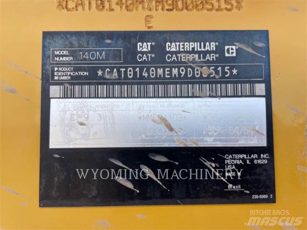 CAT 140M 2 Väghyvlar