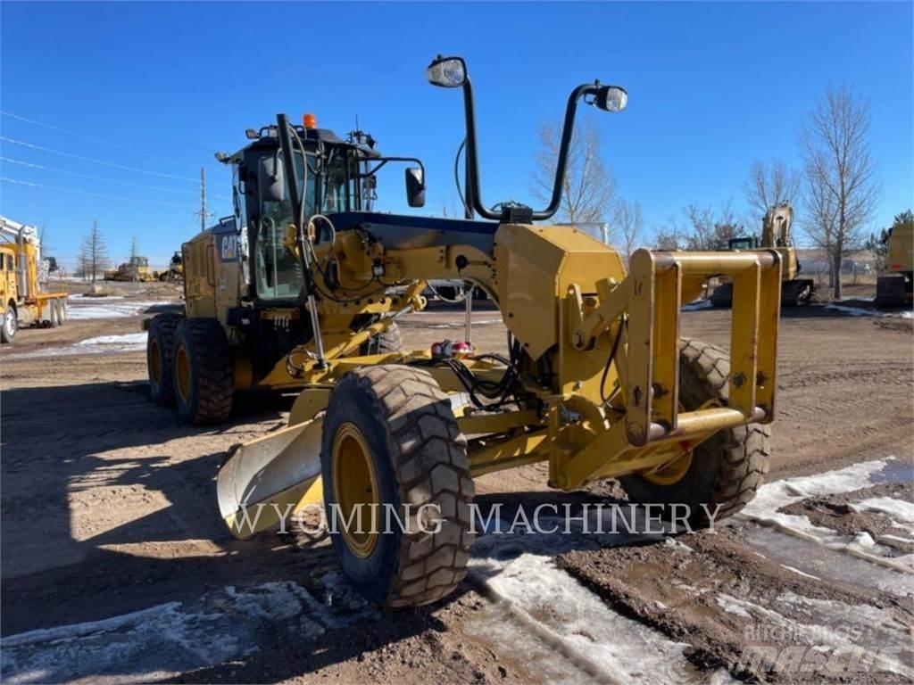 CAT 140M 2 Väghyvlar