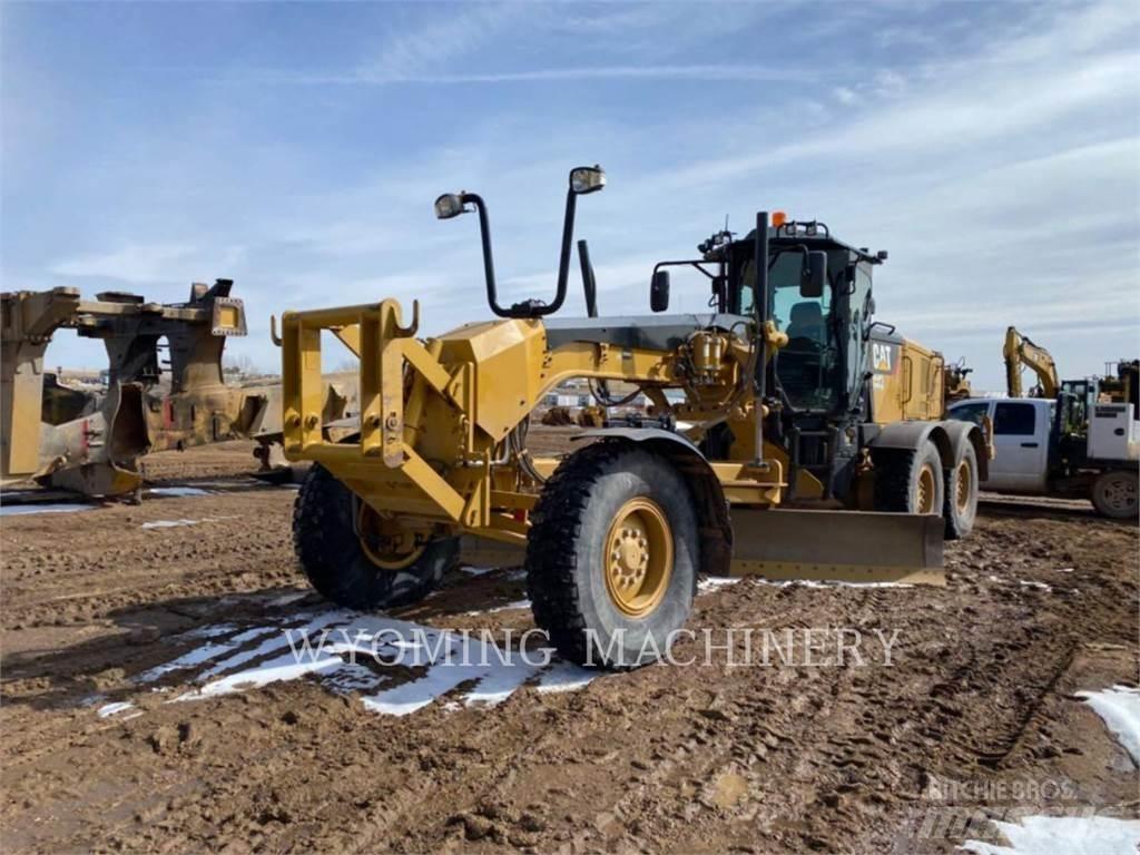 CAT 140M 3 Väghyvlar